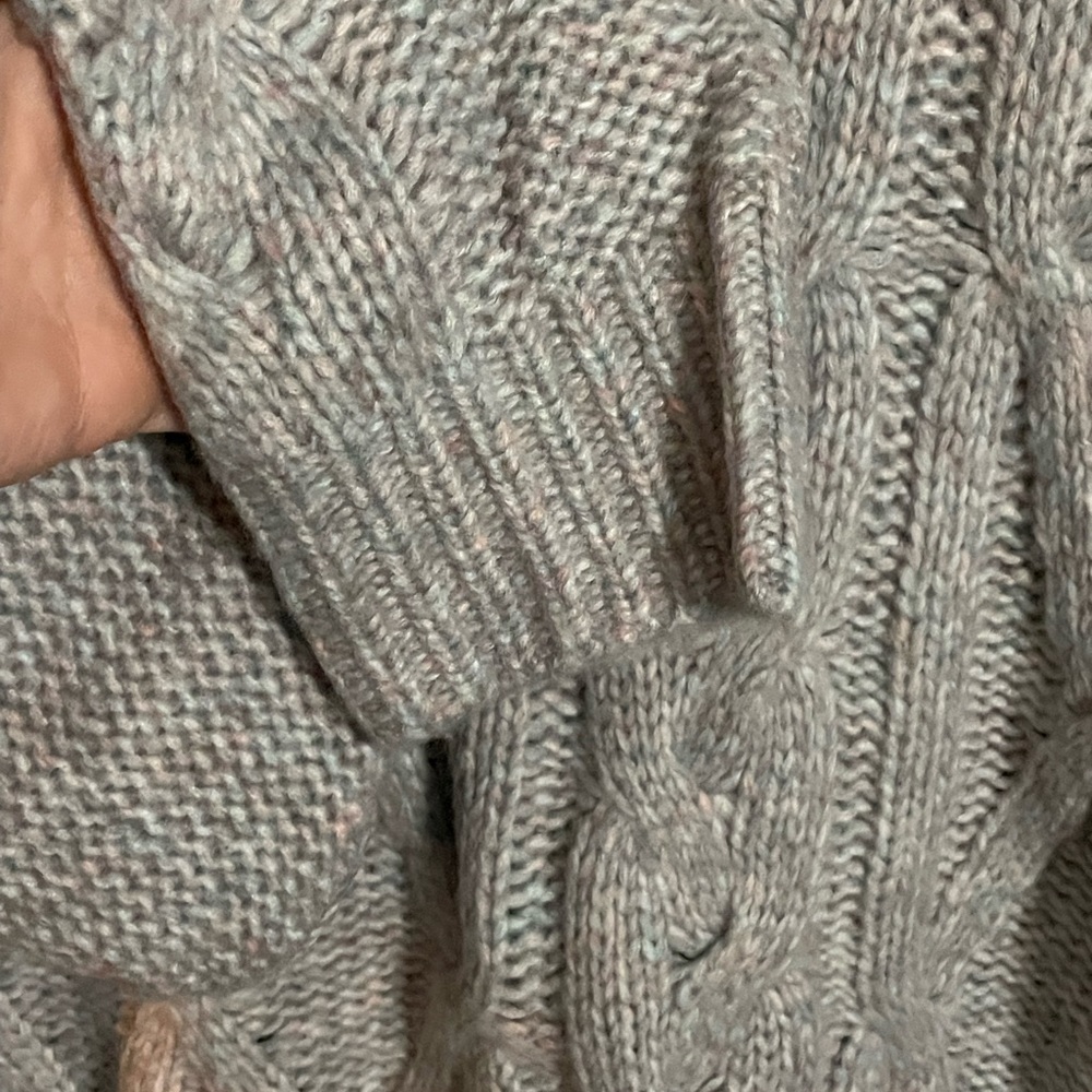 Express Cable knit sweater - Picture 7 of 10